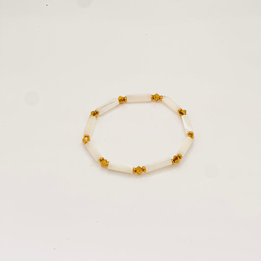 Stretch Pearl Bar Bracelet