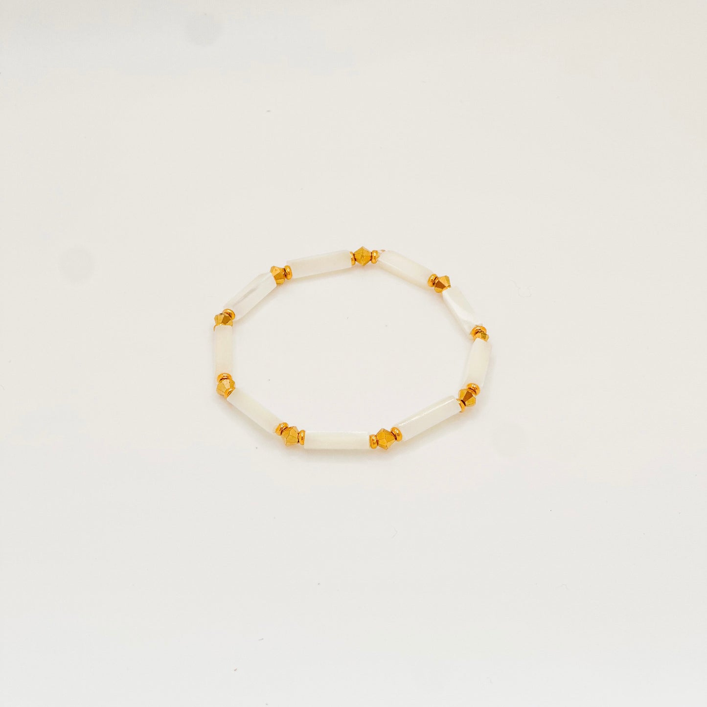 Stretch Pearl Bar Bracelet