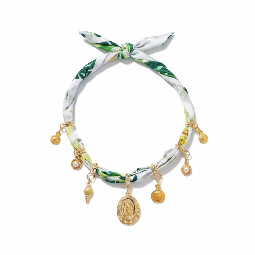 The Lucky Little Things Neckwrap