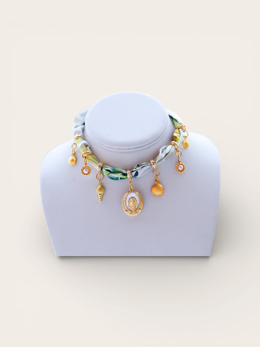 The Lucky Little Things Neckwrap